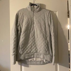 lululemon size 8 quilted half zip